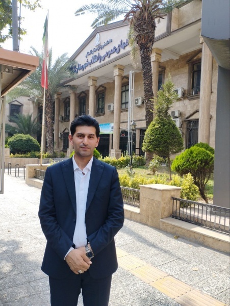 احسان مالی وکیل پایه یک دادگستری
